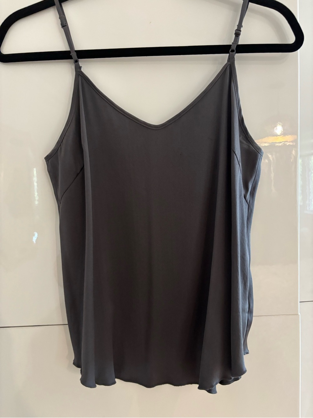 Wilfred Charcoal Gray V-Neck Silk-Feel Camisole